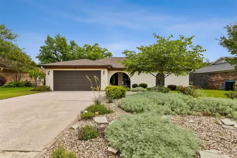 4005 Chestnut St, Fort Worth, TX 76137