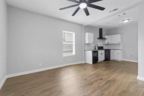 425 Elm St, Denison, TX 75021 photo 1