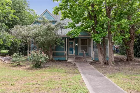 602 S Bond St, Whitewright, TX 75491
