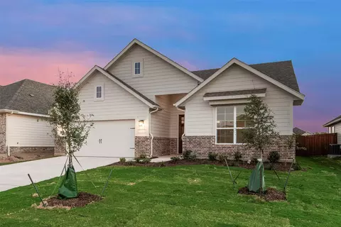 1240 Comal Ln, Springtown, TX 76082 photo 2