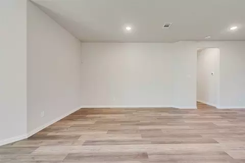 1240 Comal Ln, Springtown, TX 76082 photo 9