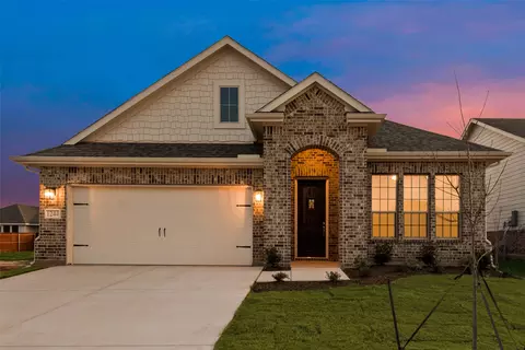 1244 Comal Ln, Springtown, TX 76082