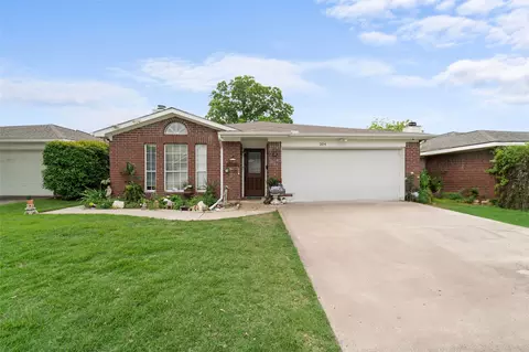204 Arabian Ln, Keller, TX 76248