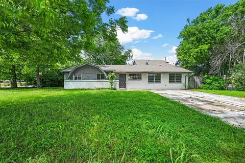 3717 Glenda St, Haltom City, TX 76117
