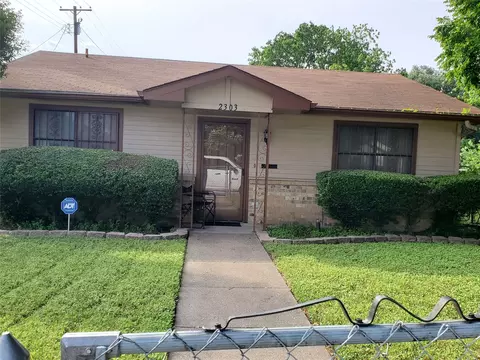 2303 Eugene St, Dallas, TX 75215