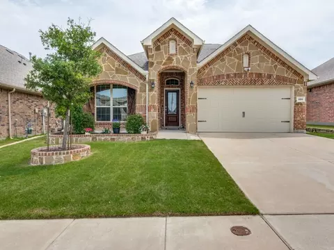 9108 Bronze Meadow Dr, Fort Worth, TX 76131