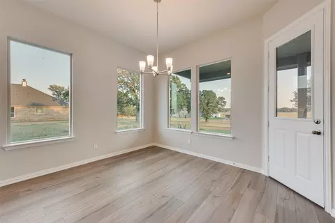 1120 Trinity Dr, Springtown, TX 76082 photo 10