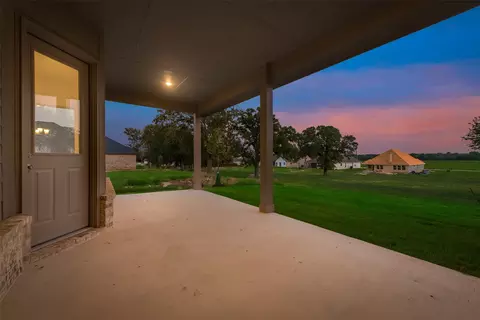 1120 Trinity Dr, Springtown, TX 76082 photo 32