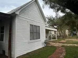 704 W 4th St, Cisco, TX 76437