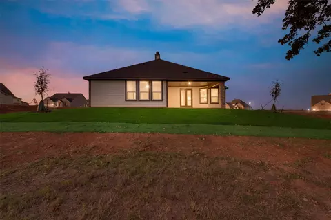1128 Trinity Dr, Springtown, TX 76082 photo 31