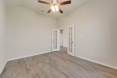 1128 Trinity Dr, Springtown, TX 76082 photo 25
