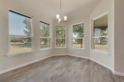 1128 Trinity Dr, Springtown, TX 76082 photo 14
