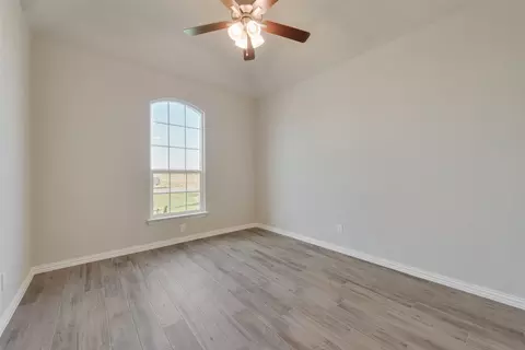 1128 Trinity Dr, Springtown, TX 76082 photo 26