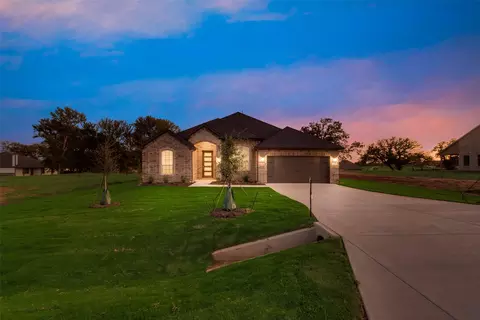 1128 Trinity Dr, Springtown, TX 76082 photo 4