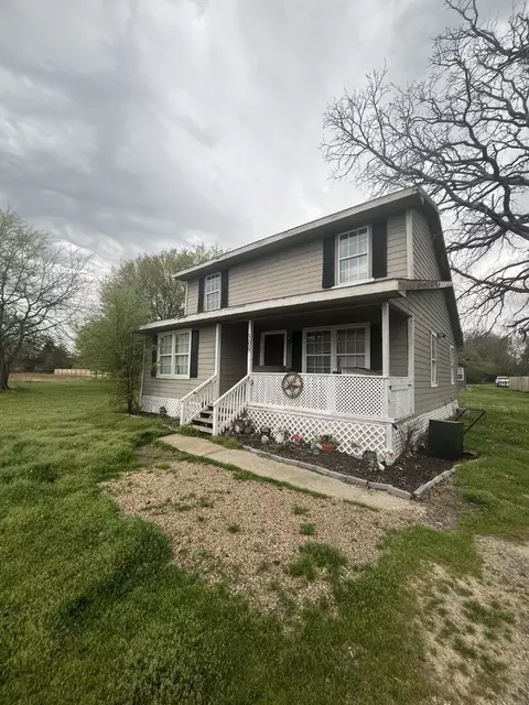 309 Kapuna Dr, Tool, TX 75143