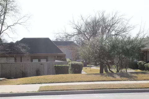 2707 Stonehaven Ct, Irving, TX 75038