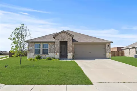 501 Windrow Dr, Royse City, TX 75189
