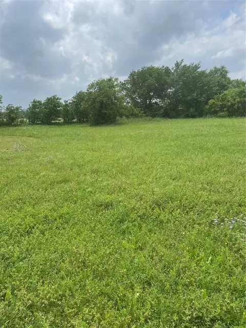 934 Bayport Dr, Lancaster, TX 75134