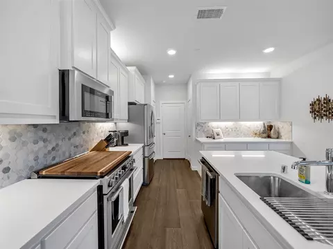 2713 Starburst Dr, Little Elm, TX 75068