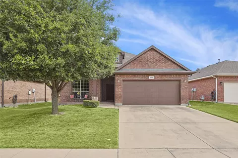 529 Branding Iron Trl, Fort Worth, TX 76131