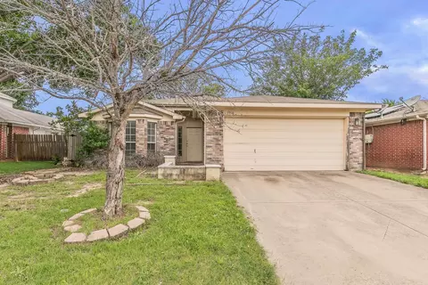 7016 Wagonwheel Rd, Fort Worth, TX 76133