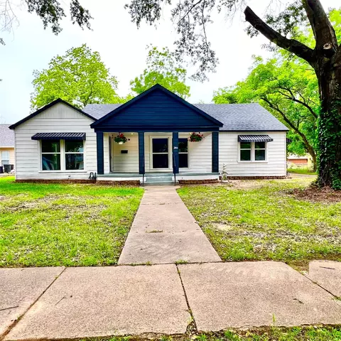 204 Elm Dr, Terrell, TX 75160