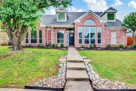 5709 Willowbrook Dr, Rowlett, TX 75088
