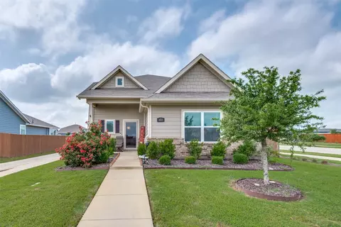3807 Mercedes Bnd, Heartland, TX 75126