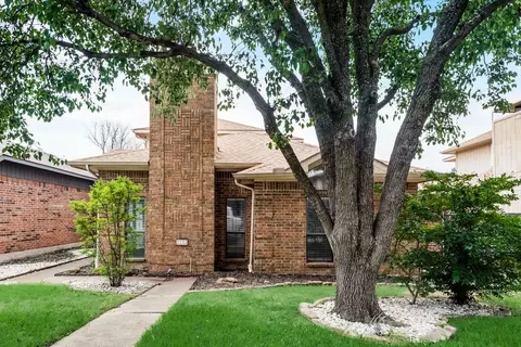 2522 Melissa Ln, Carrollton, TX 75006