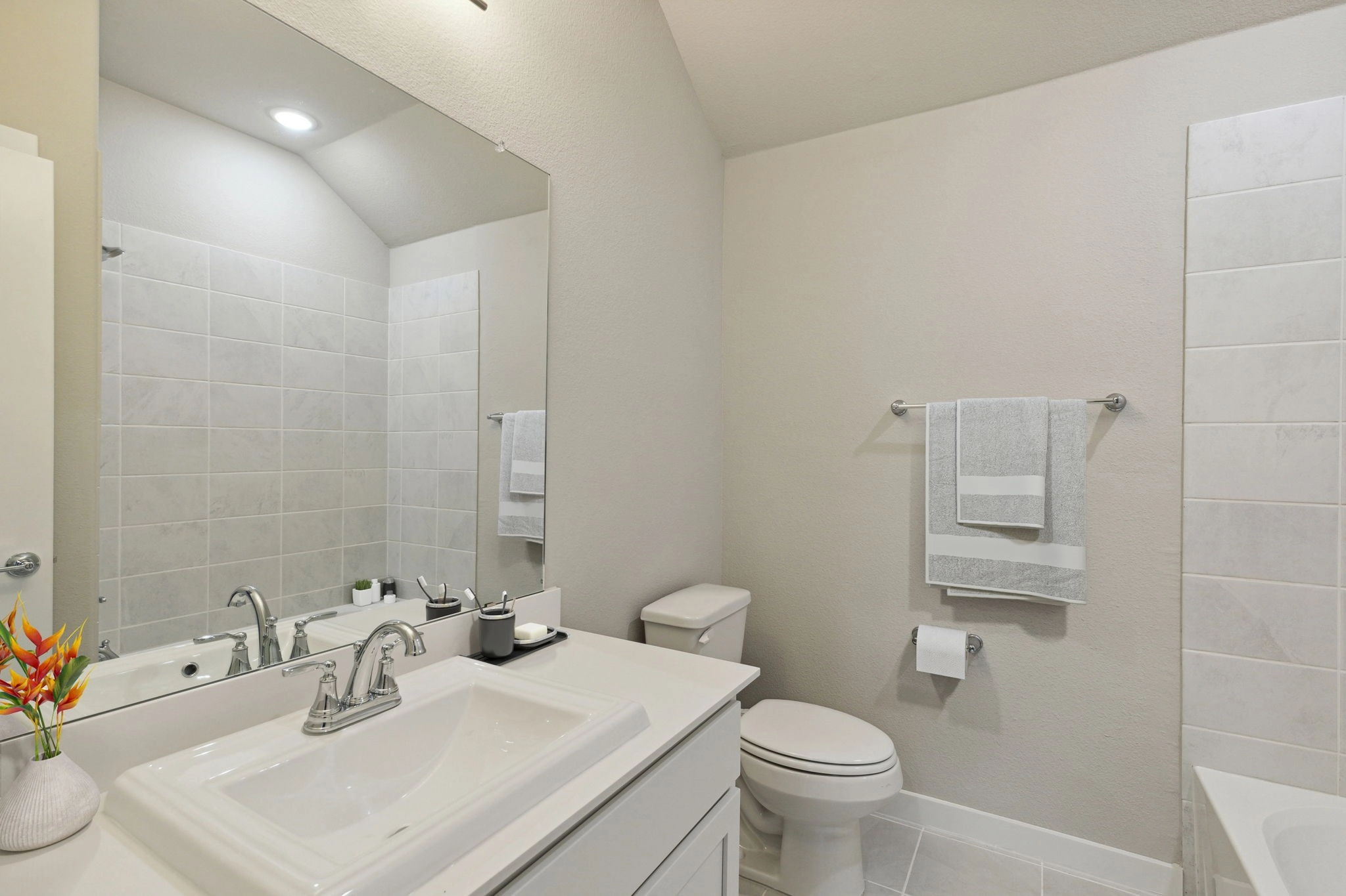 453 Rockstream Dr  