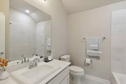 453 Rockstream Dr, Lavon, TX 75166