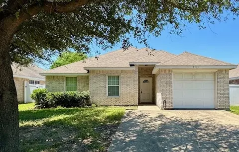 3315 Morning Light Dr, Dallas, TX 75228