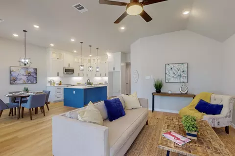 6922 Overlook Dr, Dallas, TX 75227