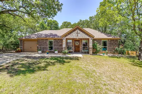 151 Big Oak Ln, Weatherford, TX 76085