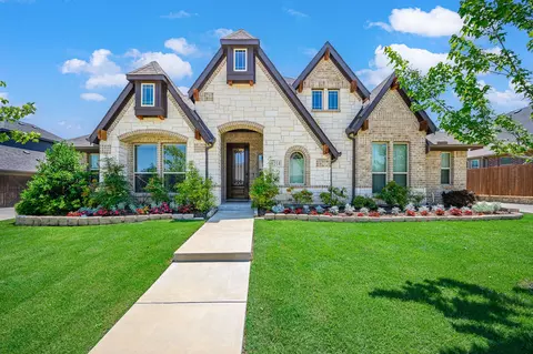 4214 Dandelion Ln, Midlothian, TX 76065