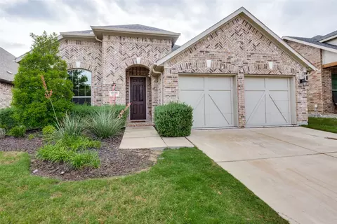 5136 Shallow Pond Dr, Aubrey, TX 76227