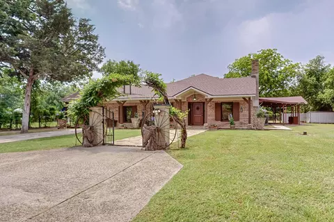 1001 S Peachtree Rd, Mesquite, TX 75149