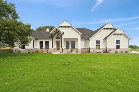 1025 Uplift Dr, Weatherford, TX 76087
