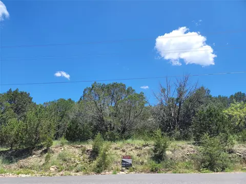 2201 Christine Dr, Granbury, TX 76048