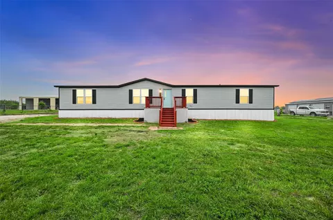 808 Lathem Blvd, Venus, TX 76084