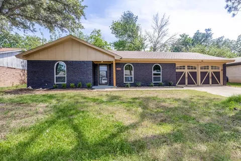 1217 Prelude Dr, Fort Worth, TX 76134