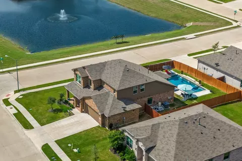 1310 Dublin Dr, Cleburne, TX 76033