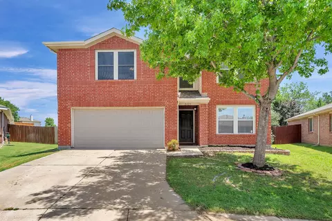 2425 Eastborne Dr, Little Elm, TX 75068