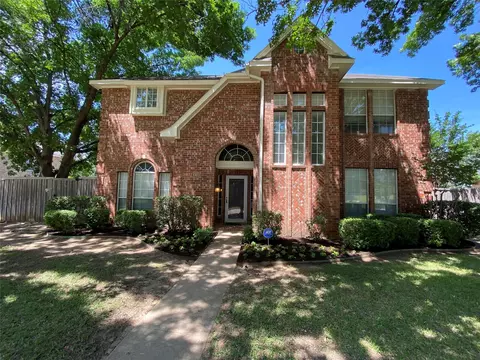 3303 Willow Ridge Cir, Carrollton, TX 75007