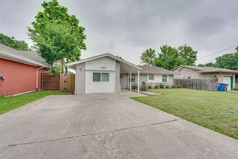 2601 Mcdearmon St, Sachse, TX 75048