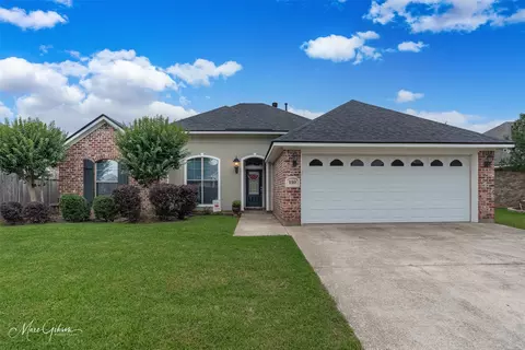 110 Antietam Dr, Bossier City, LA 71112
