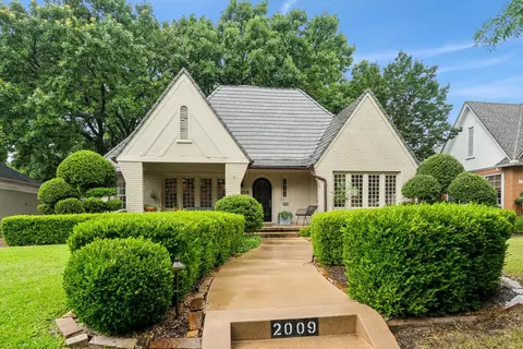 2009 Hawthorne Ave, Fort Worth, TX 76110