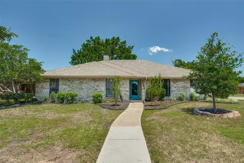 3949 Mesa Dr, Plano, TX 75074