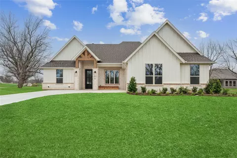 1117 Tremont Ln, Granbury, TX 76049