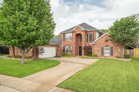 7004 Winthorp Dr, Arlington, TX 76001